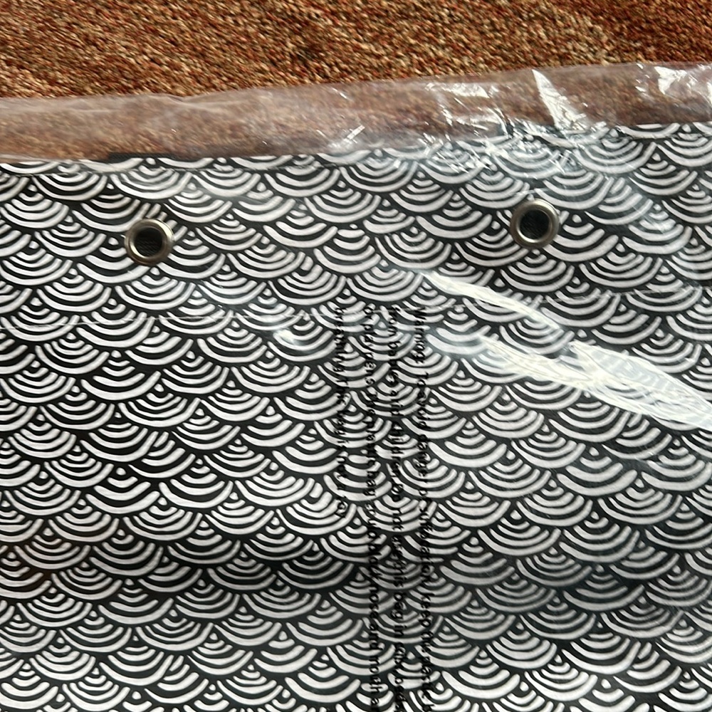 SCOUT Black and White Gift Bag NWT - Picture 5 of 6